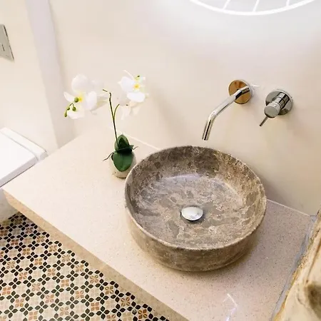 Archontiko Epirus 1 * Mourésion