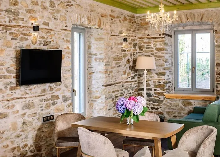 Archontiko Epirus 1 Mourésion