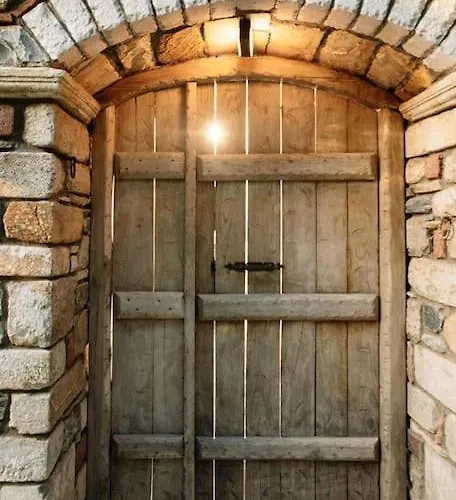 Archontiko Epirus 1 *